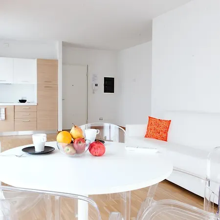 Housing32