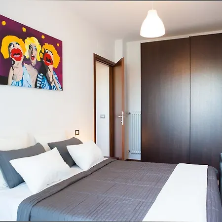 Apartment Housing32